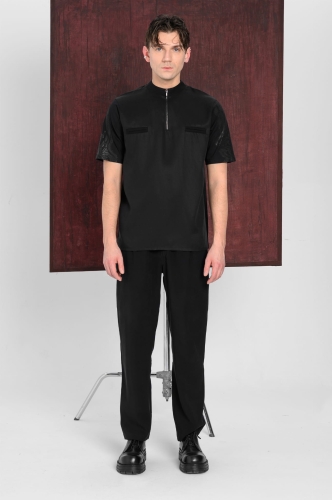 BOLD // ICON t-shirt w/ zipper