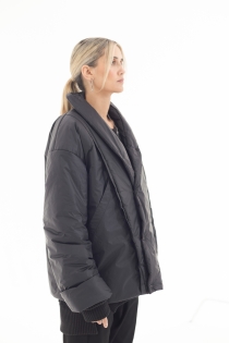 Kurtka przejściowa zimowa climashield na zimę lekka oversize synthetic eco recycled (26).jpg