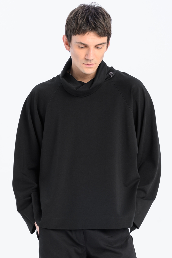 Bluza longsleeve z tubą oversize czarna rayon synthetic oddychająca (4).jpg