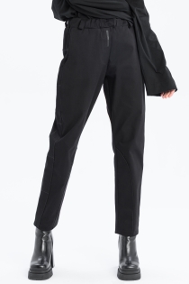 Spodnie dopasowane synthetic czarne garniturowe eleganckie casual do biura z przeszyciami made in poland (11).jpg