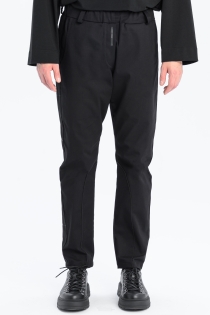 Spodnie dopasowane synthetic czarne garniturowe eleganckie casual do biura z przeszyciami made in poland (4).jpg