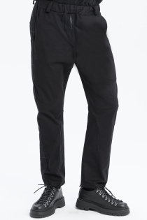 Spodnie dopasowane synthetic czarne garniturowe eleganckie casual do biura z przeszyciami made in poland (5).jpg