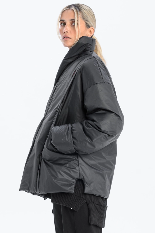 Kurtka przejściowa zimowa climashield na zimę lekka oversize synthetic eco recycled (8).jpg