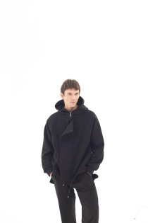 Bluza awangardowa z panelem linoryt czarna synthetic rozpinana duży kaptur (1).jpg