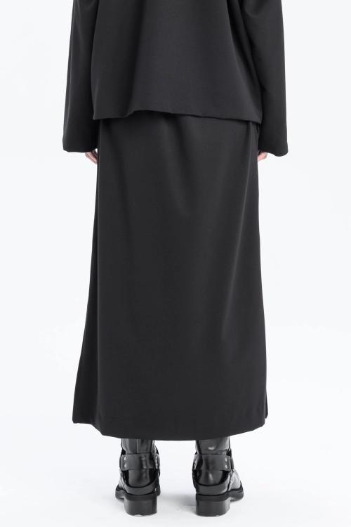 Spódnica synthetic oversize czarna ołówkowa z rozporkami rozpinana gothic długa (12).jpg
