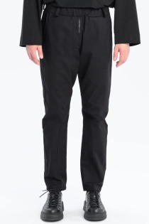 Spodnie dopasowane synthetic czarne garniturowe eleganckie casual do biura z przeszyciami made in poland (4).jpg