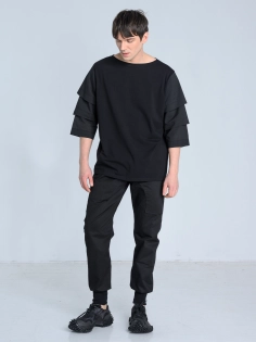 SS26 t-shirt z tkaninowymi rękawami_0001_KJ6_9706.jpg