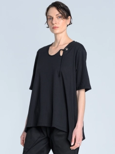 SS26 bluzka w literę A delikatna bawełna organiczna_0005_KJ6_8797 copy.jpg