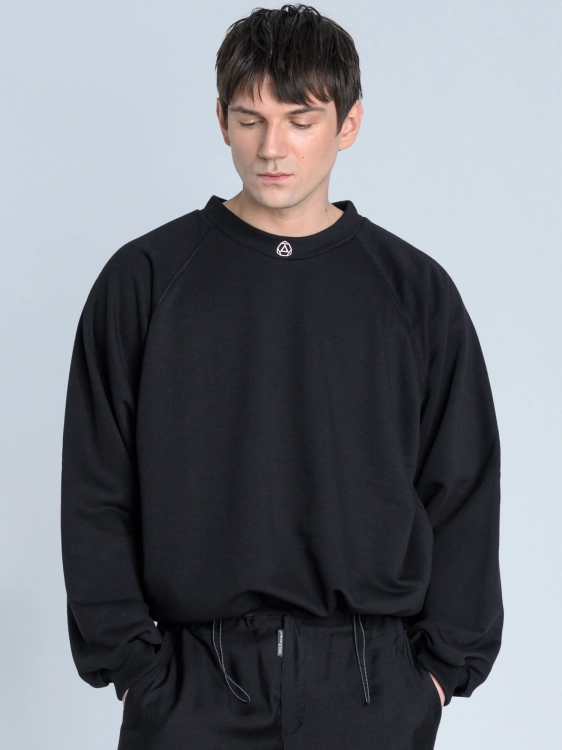 SS26 bluza crewneck męska czarna_0001_KJ6_8997 copy.jpg