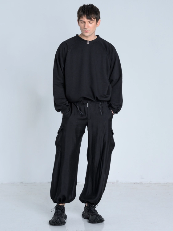 SS26 bluza crewneck męska czarna_0002_KJ6_8997.jpg