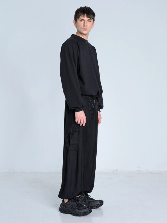 SS26 bluza crewneck męska czarna_0007_KJ6_9006.jpg