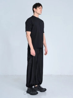 SS26 t-shirt dopasowany z kieszonką geometryczny alt_0006_KJ6_8892.jpg
