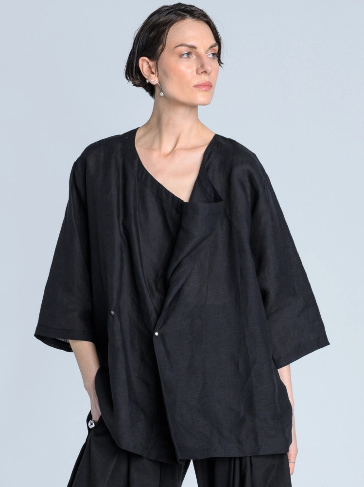 SS26 bluzka koszulowa len damska oversize made in poland czarna_0008_KJ6_0613a.jpg