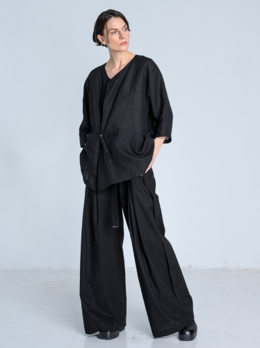 SS26 bluzka koszulowa len damska oversize made in poland czarna_0003_KJ6_0586.jpg