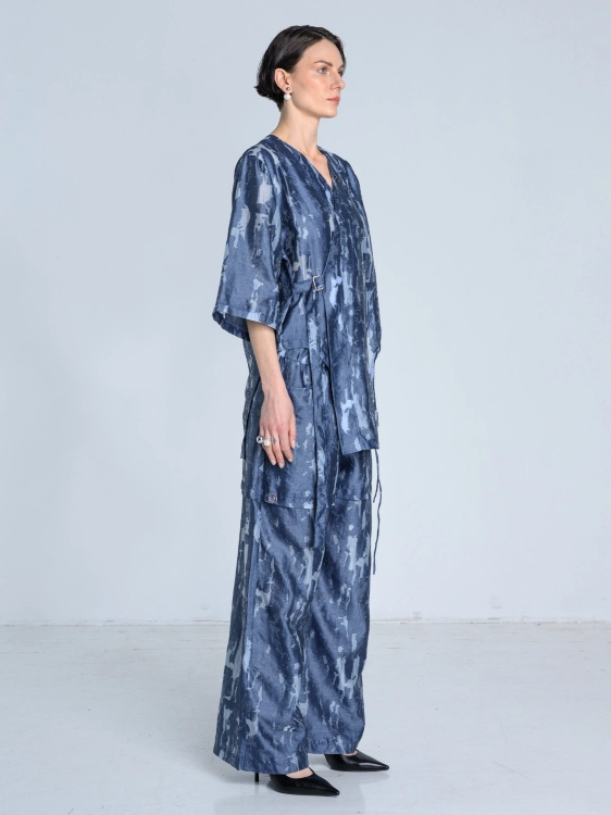 SS26 komplet wyjściowy niebieski synthetic garnitur kimono_0007_KJ6_9878.jpg